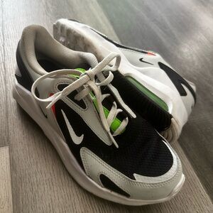 Nike Kids Black, White, and Green Sneakers